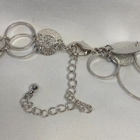 Ann Taylor Silver Plated 2-Strand/Layered Ring/Circle Necklace Jewelry - Picture 3 of 6